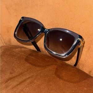 Marc Jacob’s Women’s Black, Square Sunglasses with gold accents, 507s/S